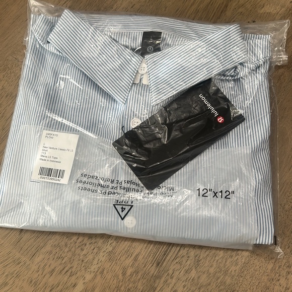 Lululemon New Venture Classic Fit LS Shirt size L NWT - Picture 1 of 1
